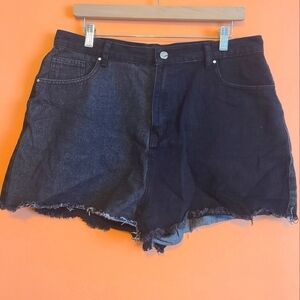 PrettyLittleThing Black 2 Tone Denim Shorts 12